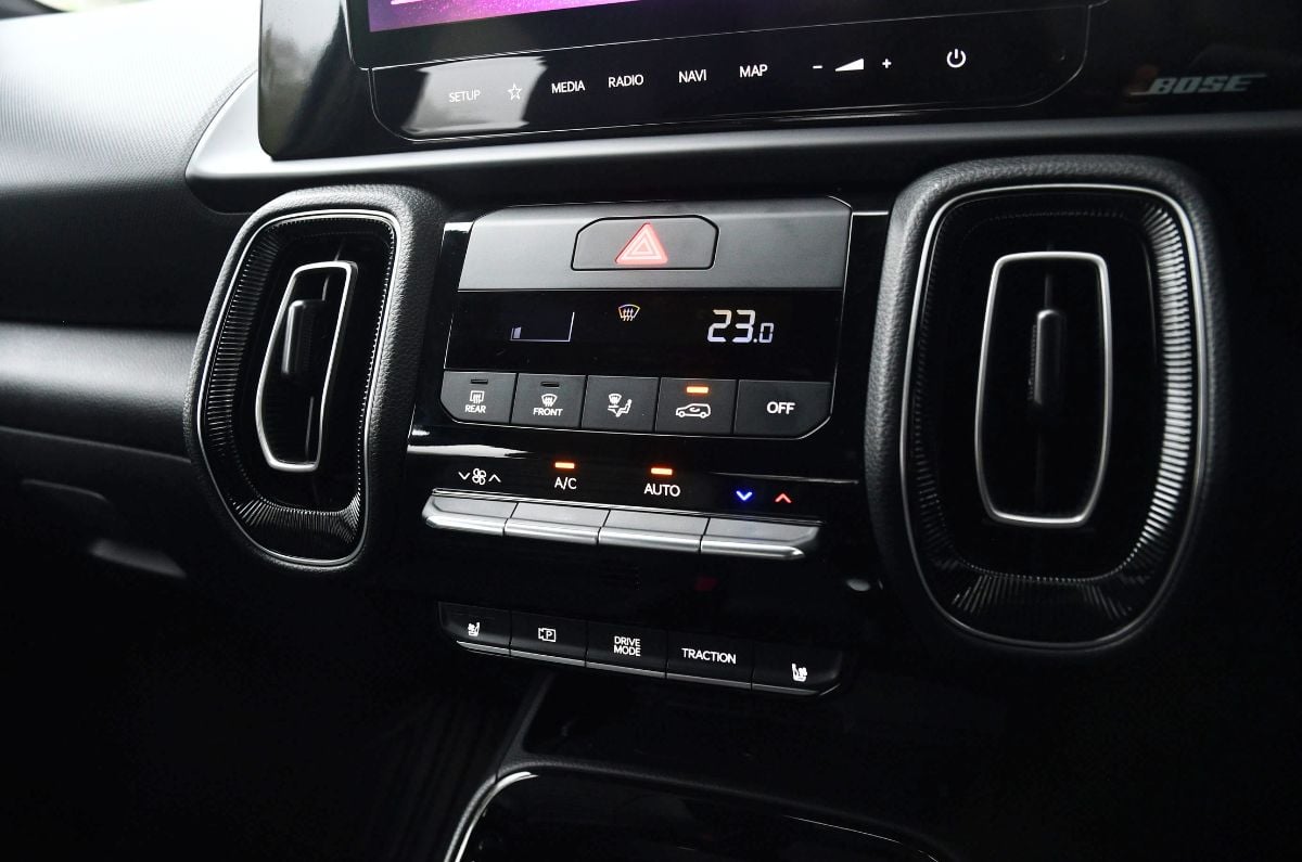 Kia Sonet HVAC controls